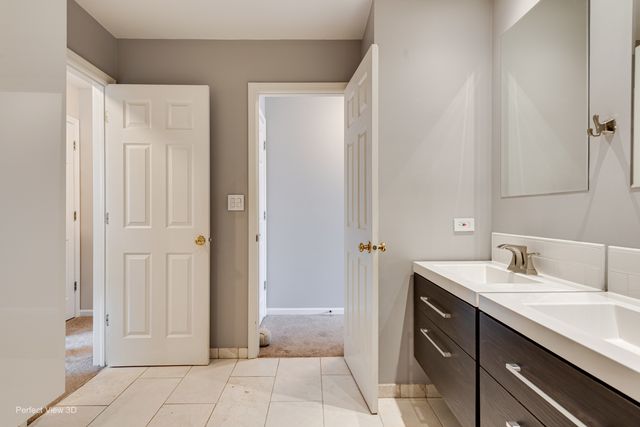 1860 Tamahawk Lane, Naperville, IL 60564