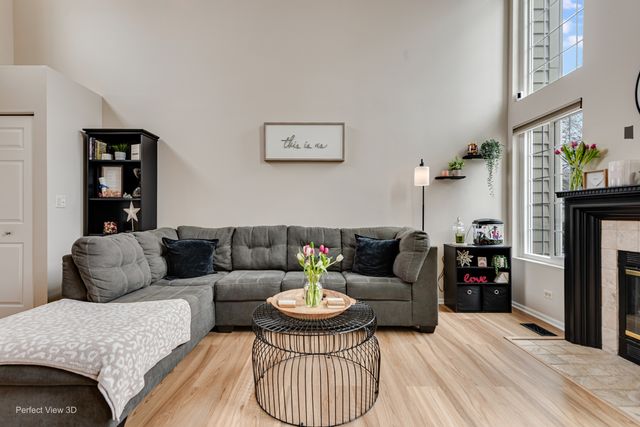 1860 Tamahawk Lane, Naperville, IL 60564