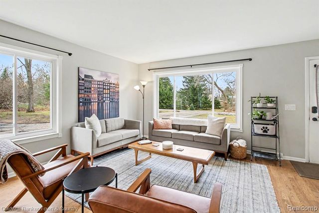 5084 Kintyre Lane, Brighton, MI 48116