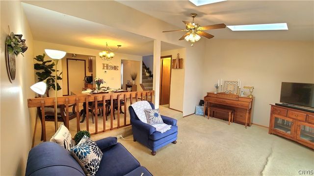 128 Sudbury Drive, Salina, NY 13088