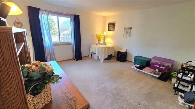 128 Sudbury Drive, Salina, NY 13088