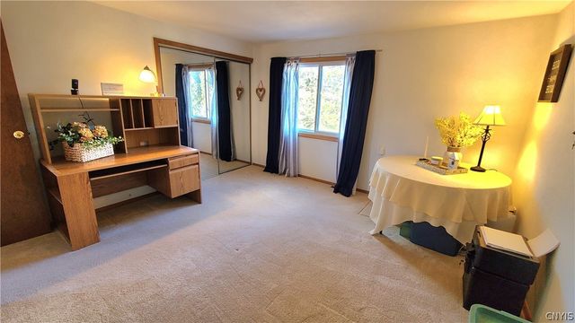 128 Sudbury Drive, Salina, NY 13088