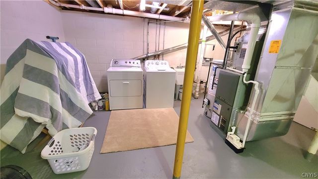 128 Sudbury Drive, Salina, NY 13088