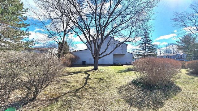 128 Sudbury Drive, Salina, NY 13088
