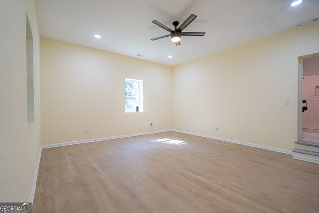466 Lake Drive, Hapeville, GA 30354
