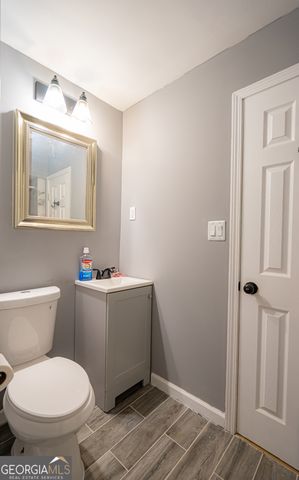 466 Lake Drive, Hapeville, GA 30354