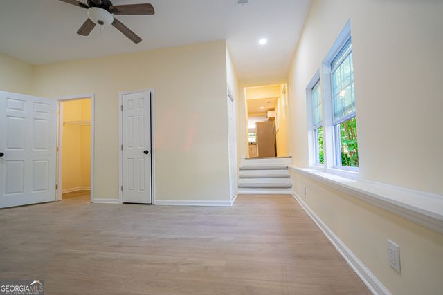 466 Lake Drive, Hapeville, GA 30354