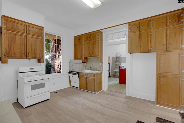 902 Maple Street, Columbia, SC 29205