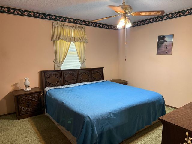 1920 E Fairchild St, Park City, KS 67219