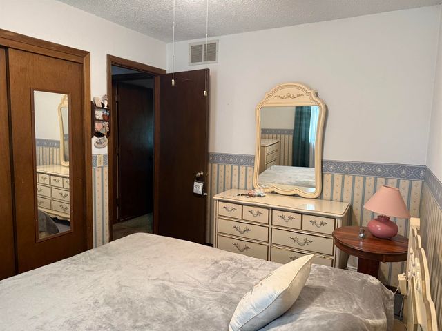 1920 E Fairchild St, Park City, KS 67219