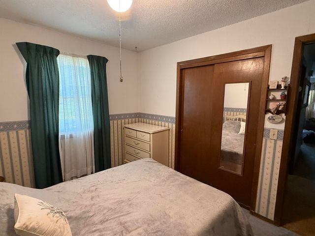 1920 E Fairchild St, Park City, KS 67219