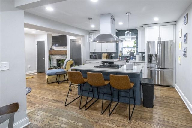 2710 Paseo Boulevard, Kansas City, MO 64109