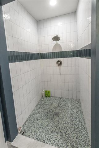 2710 Paseo Boulevard, Kansas City, MO 64109