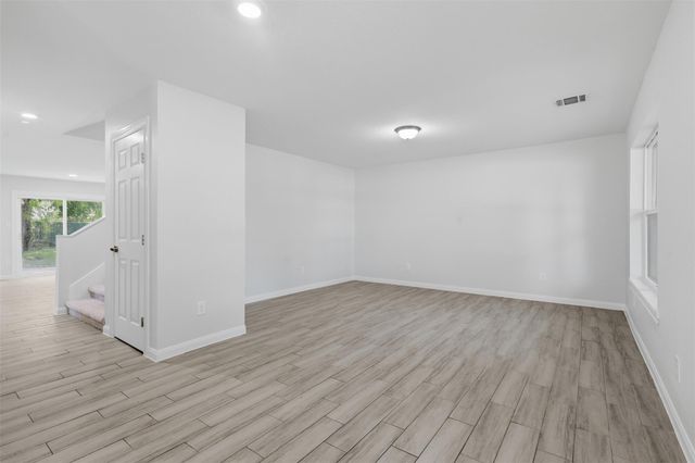 7826 Twin Hills Drive, Houston, TX 77071