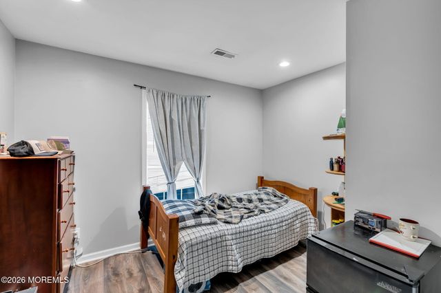 1240 Broadway Boulevard, Toms River, NJ 08757