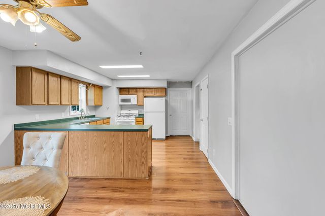 1240 Broadway Boulevard, Toms River, NJ 08757