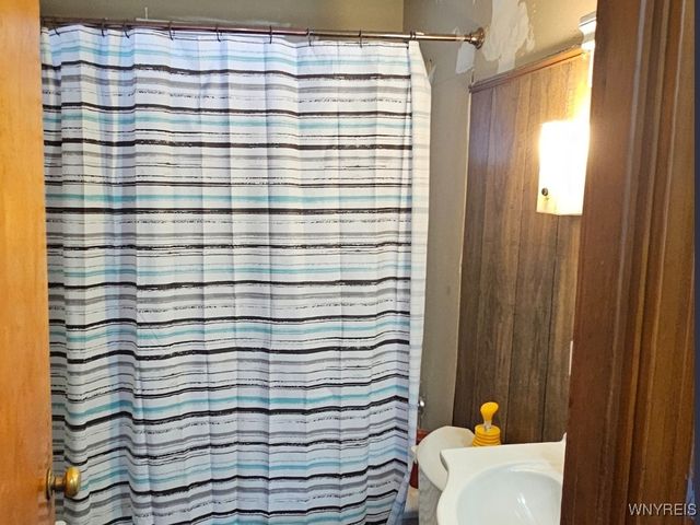 166 Ridgewood Road, Buffalo, NY 14220