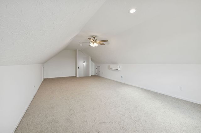 125 Makinley Dr, Lafayette, TN 37083