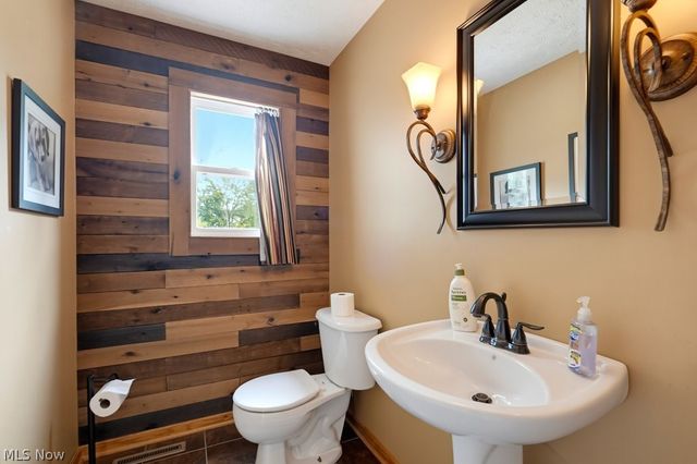 8874 Oliver Court, North Ridgeville, OH 44039