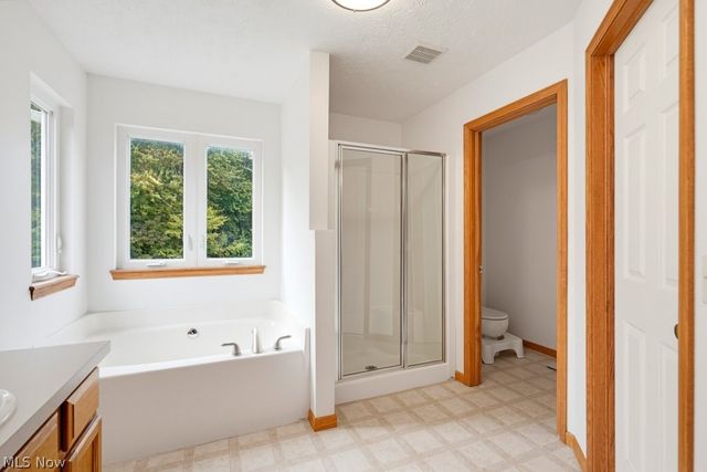 8874 Oliver Court, North Ridgeville, OH 44039