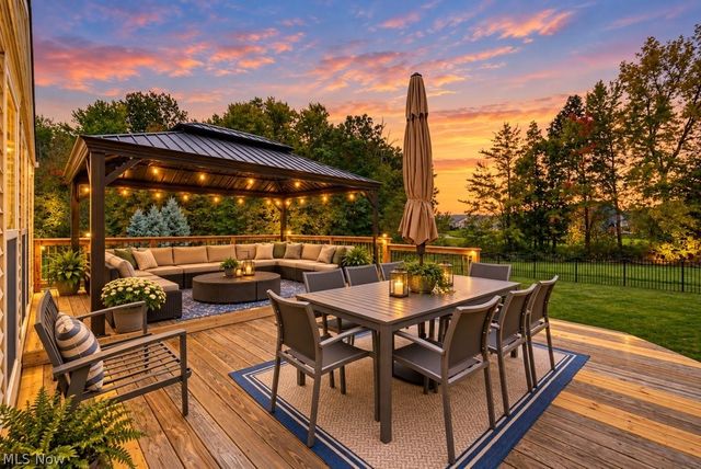 8874 Oliver Court, North Ridgeville, OH 44039