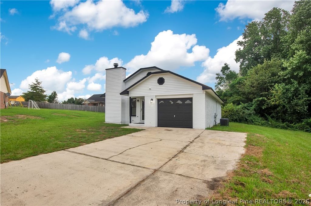 130 Pheasant Court, Fayetteville, NC 28306 — photo 2