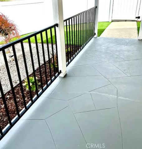 2002 W 106th, Los Angeles, CA 90047