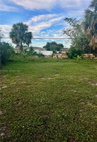 1643 NW 12th Ct, Fort Lauderdale, FL 33311