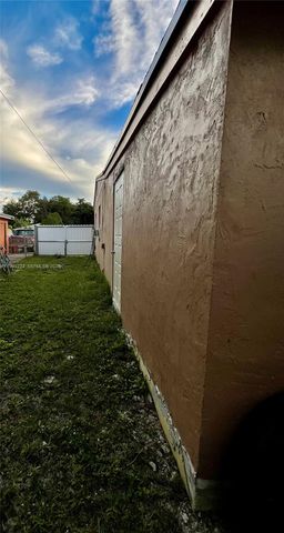 1643 NW 12th Ct, Fort Lauderdale, FL 33311