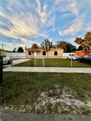 1643 NW 12th Ct, Fort Lauderdale, FL 33311