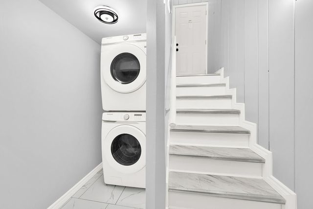 7826 S Christiana Avenue, Chicago, IL 60652