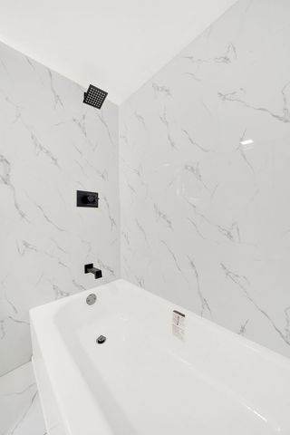 7826 S Christiana Avenue, Chicago, IL 60652