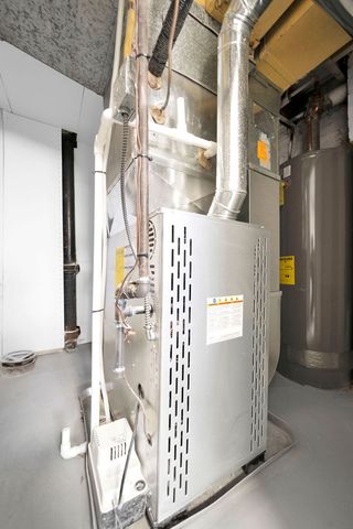 7826 S Christiana Avenue, Chicago, IL 60652