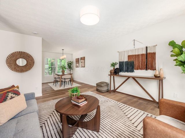 3975 Leather Stocking Trail, Columbus, OH 43230