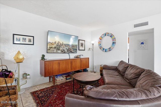 1441 E DIAMOND Street, Phoenix, AZ 85006