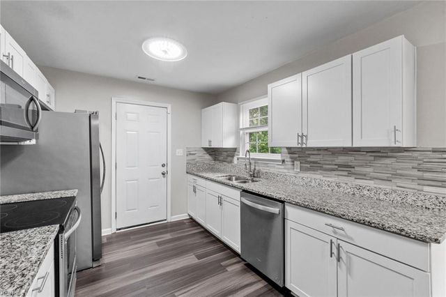 238 Poplar AVE, Newport News, VA 23607
