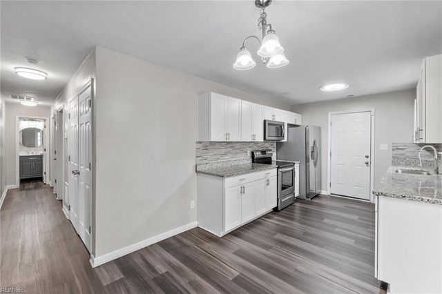 238 Poplar AVE, Newport News, VA 23607