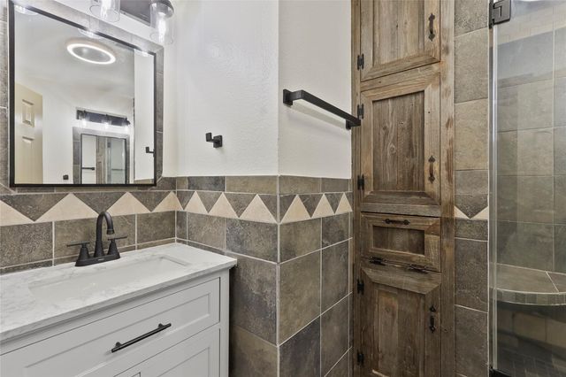 4800 Heathrow Lane, Alvin, TX 77511