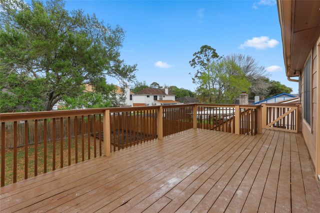 4800 Heathrow Lane, Alvin, TX 77511