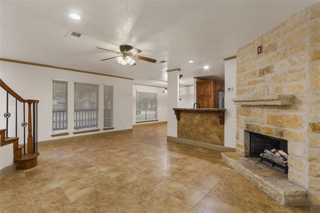 4800 Heathrow Lane, Alvin, TX 77511