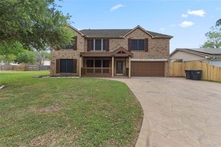 4800 Heathrow Lane, Alvin, TX 77511
