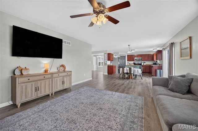 3856 Winward Way Drive, Belleville, IL 62226