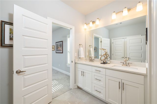 2661 W Vanike Drive, Fayetteville, AR 72704