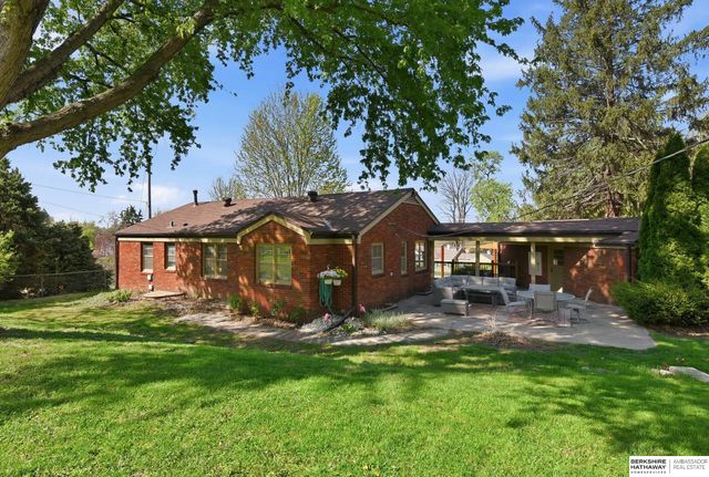 1709 N 55th Street, Omaha, NE 68104
