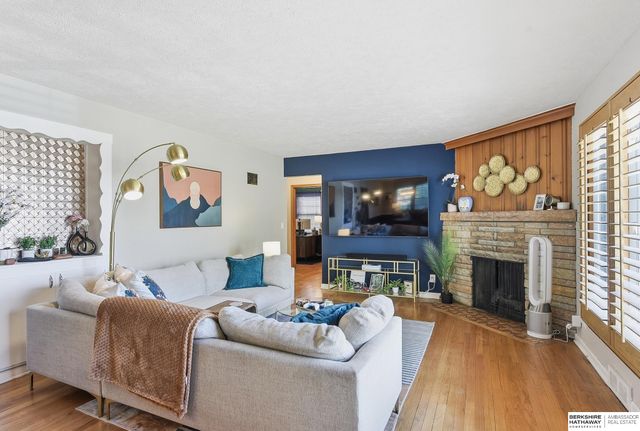 1709 N 55th Street, Omaha, NE 68104