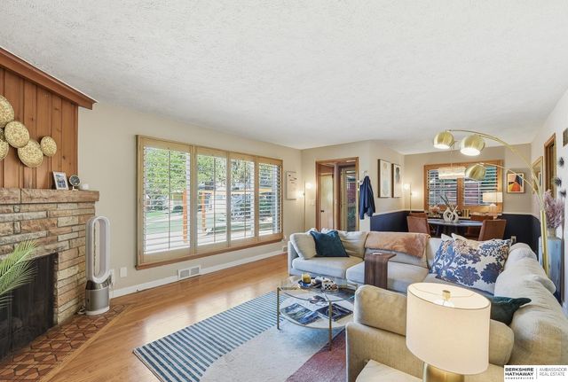 1709 N 55th Street, Omaha, NE 68104