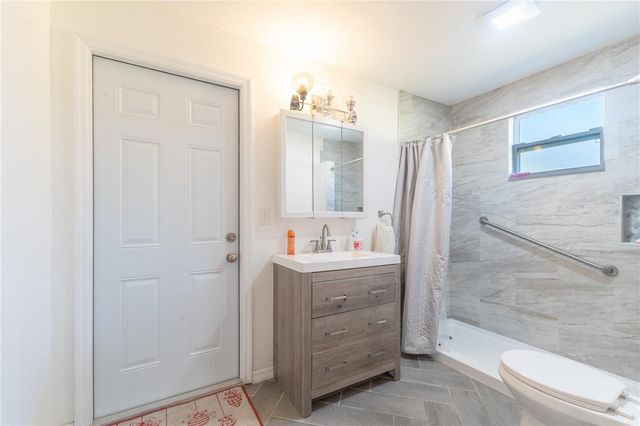 733 HENNESSEE STREET, Lakeland, FL 33805