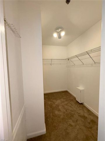2204 Lesner Cres Apt 200, Virginia Beach, VA 23451
