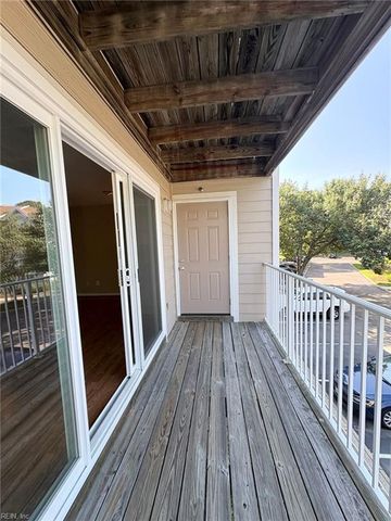 2204 Lesner Cres Apt 200, Virginia Beach, VA 23451