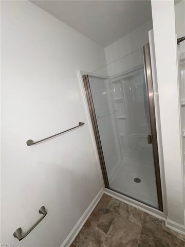 2204 Lesner Cres Apt 200, Virginia Beach, VA 23451